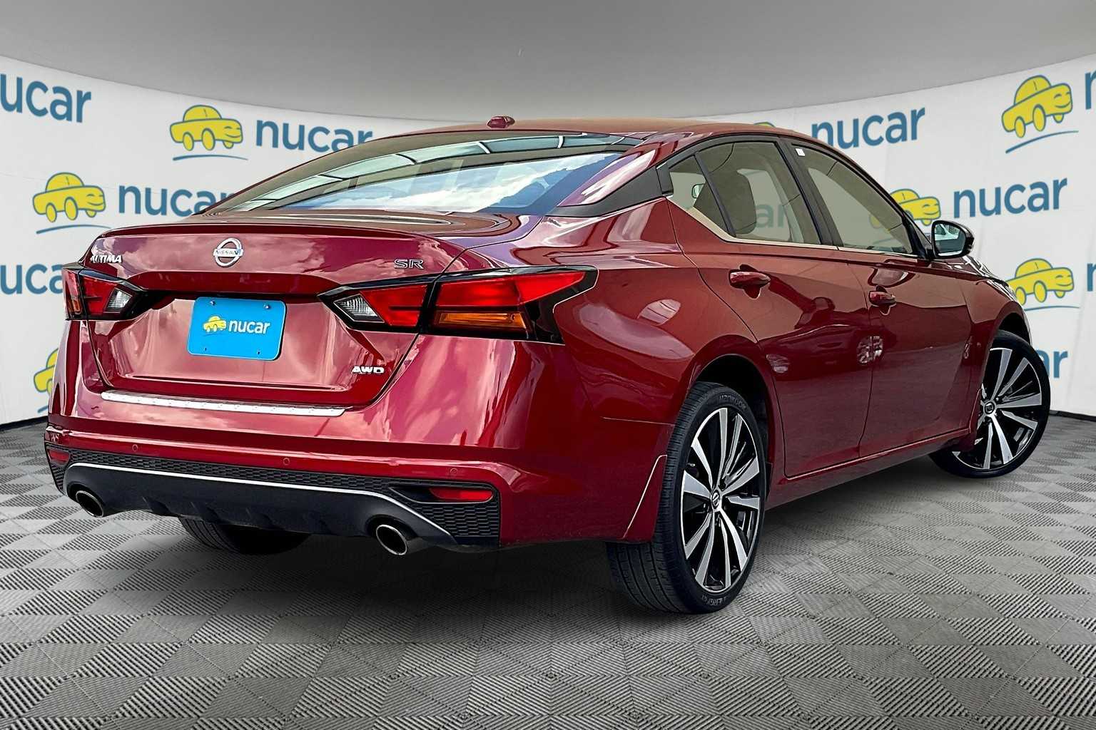 2021 Nissan Altima 2.5 SR - Photo 6