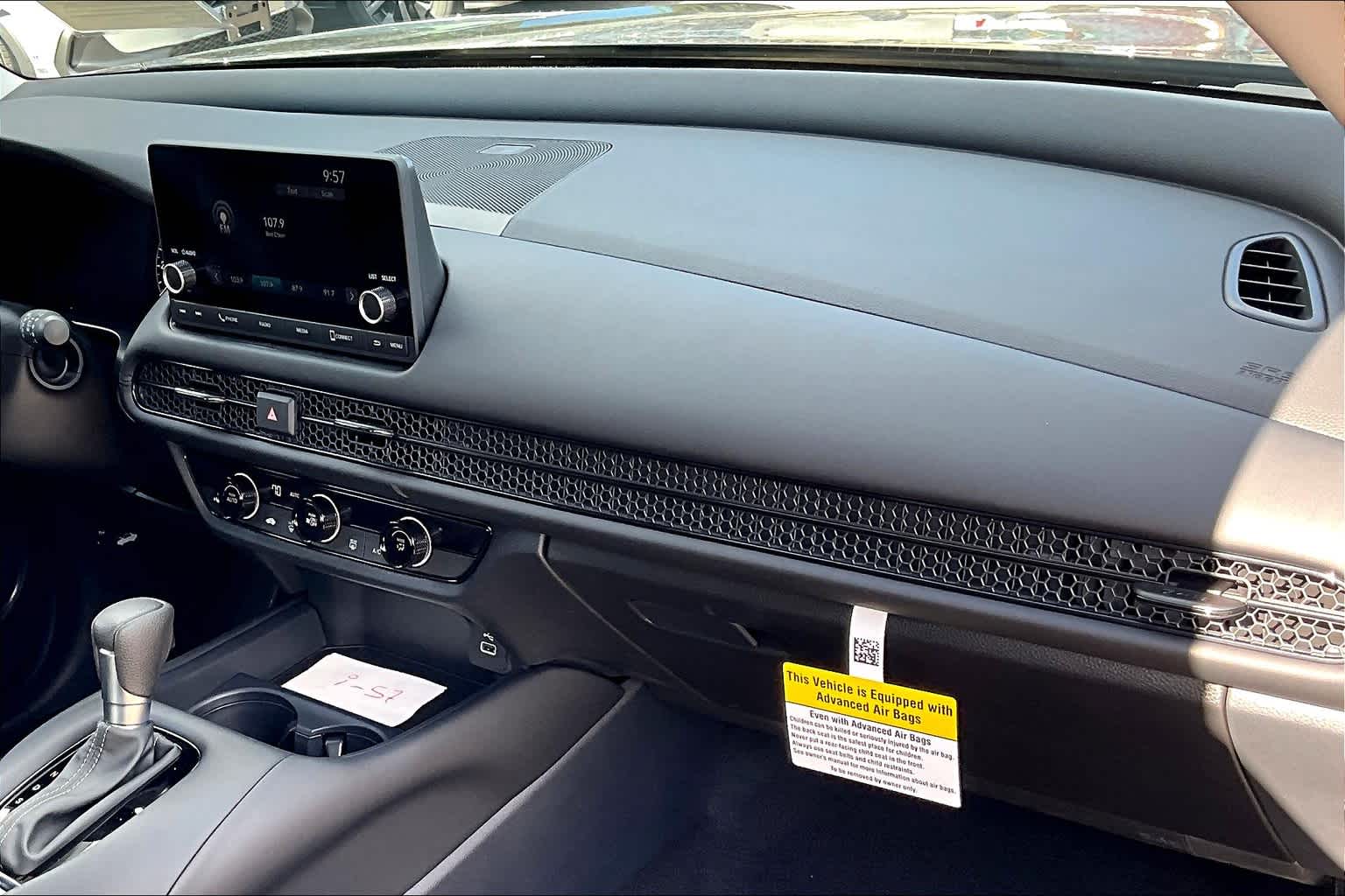 2025 Honda HR-V LX - Photo 10