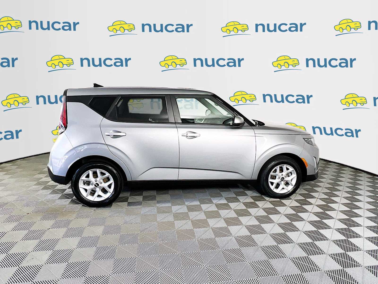 2023 Kia Soul S - Photo 8