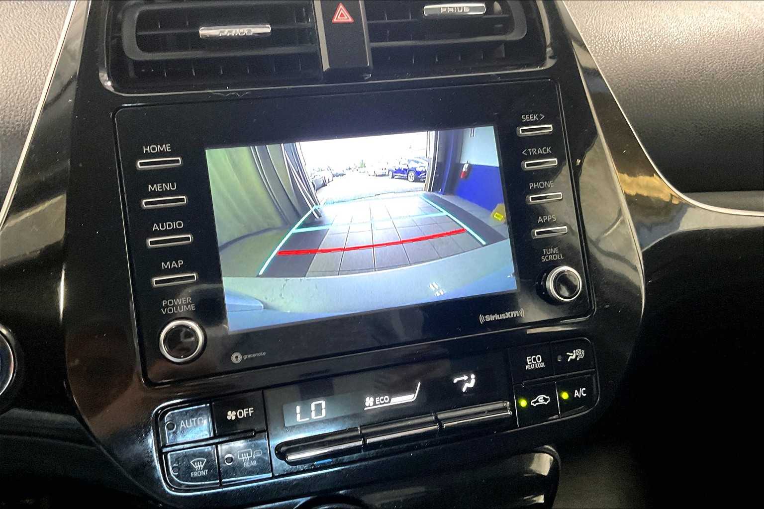 2022 Toyota Prius LE - Photo 19