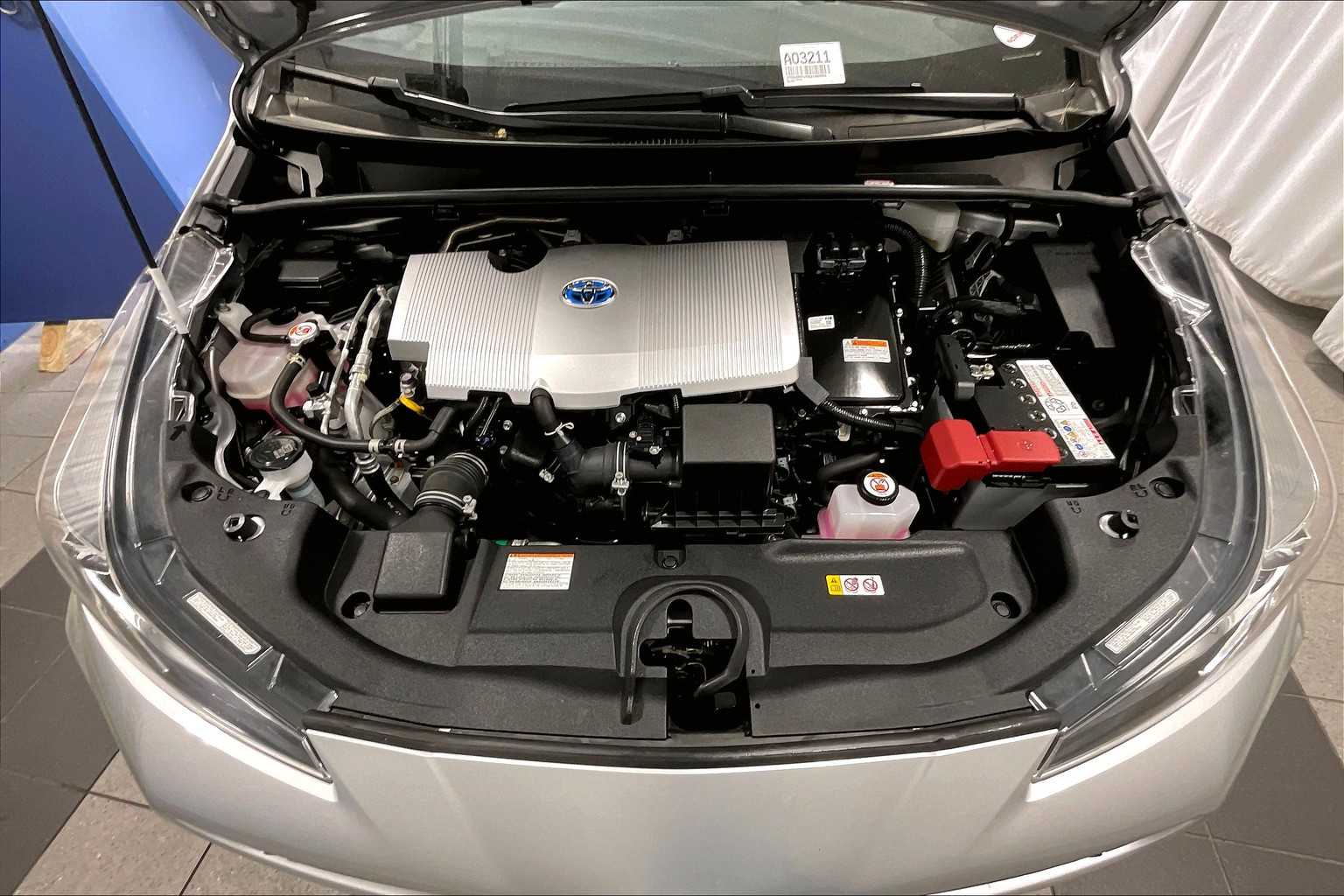 2022 Toyota Prius LE - Photo 28