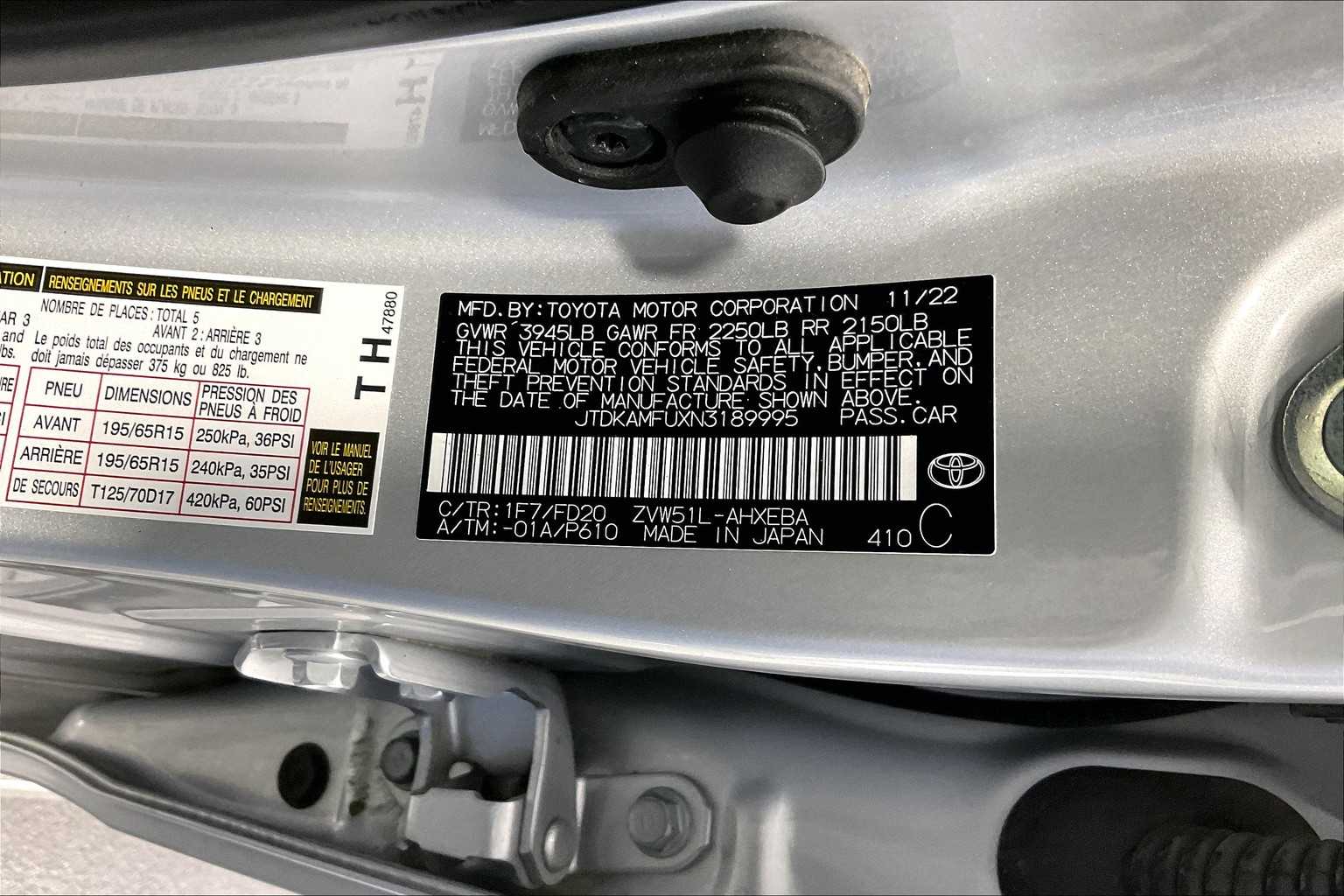 2022 Toyota Prius LE - Photo 34