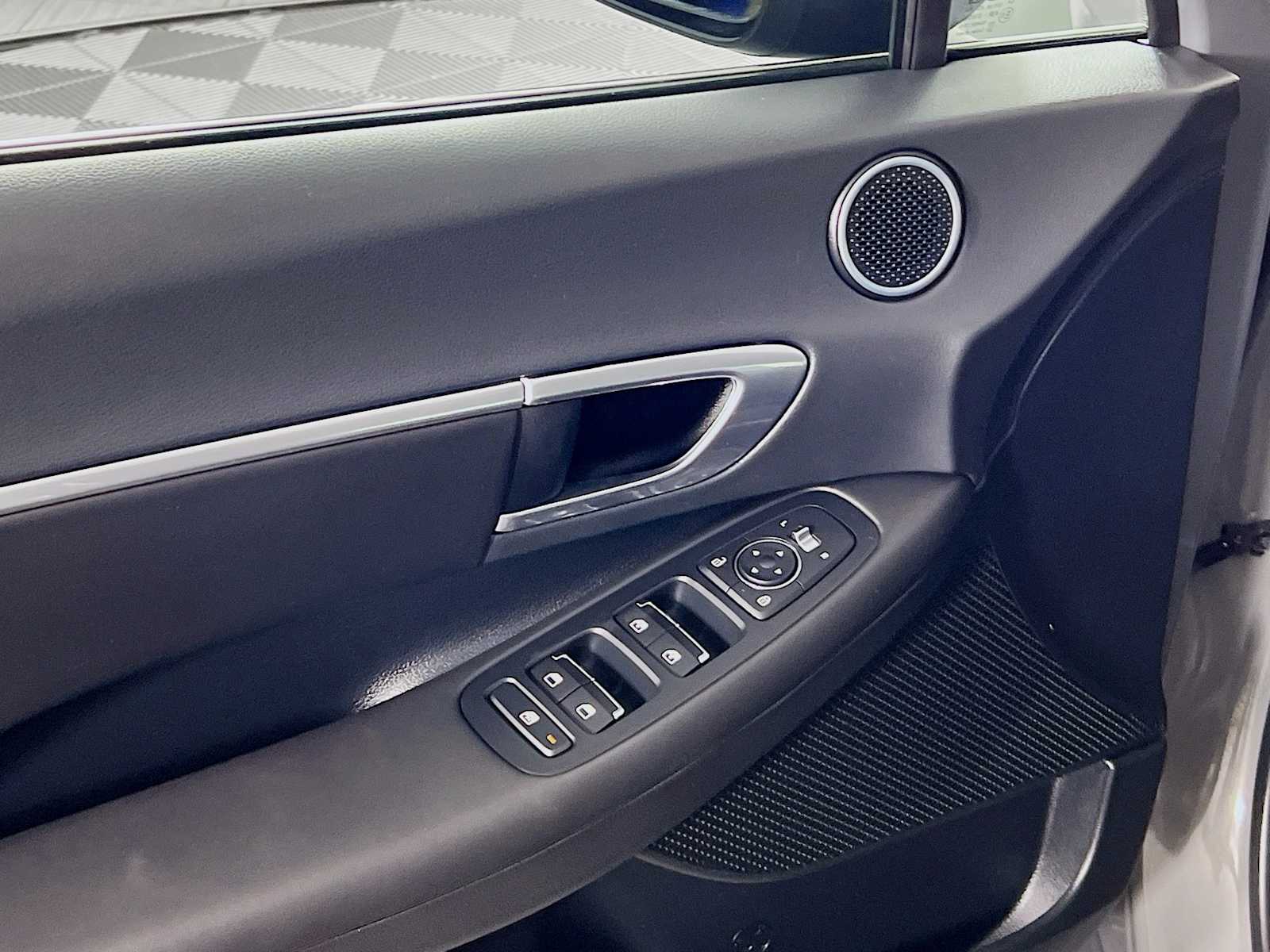 2023 Hyundai Sonata SEL - Photo 18