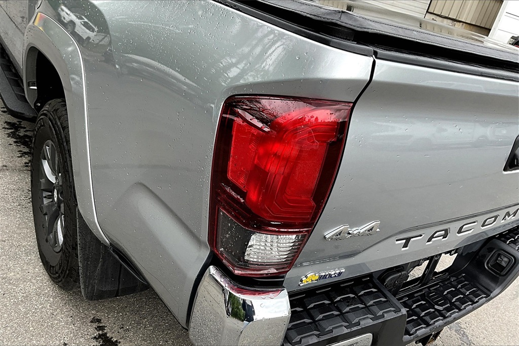 2023 Toyota Tacoma SR5 - Photo 32