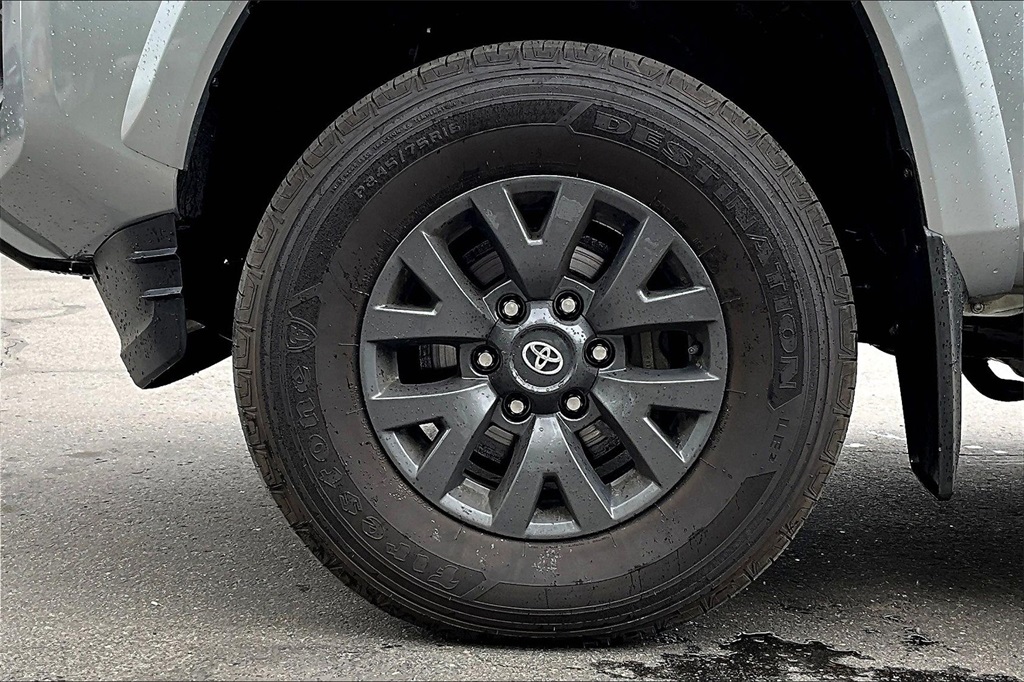 2023 Toyota Tacoma SR5 - Photo 7