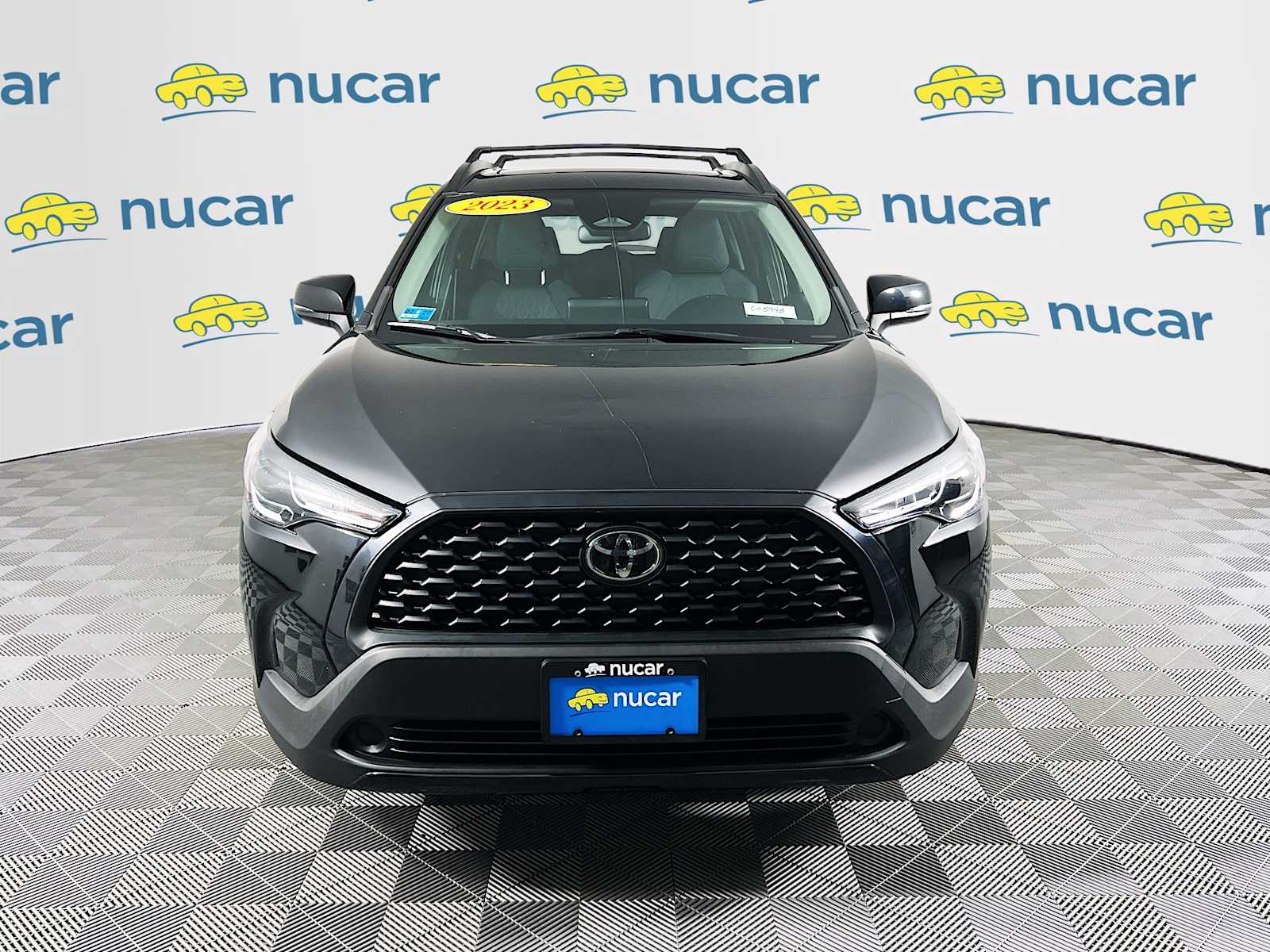 2023 Toyota Corolla Cross LE - Photo 2