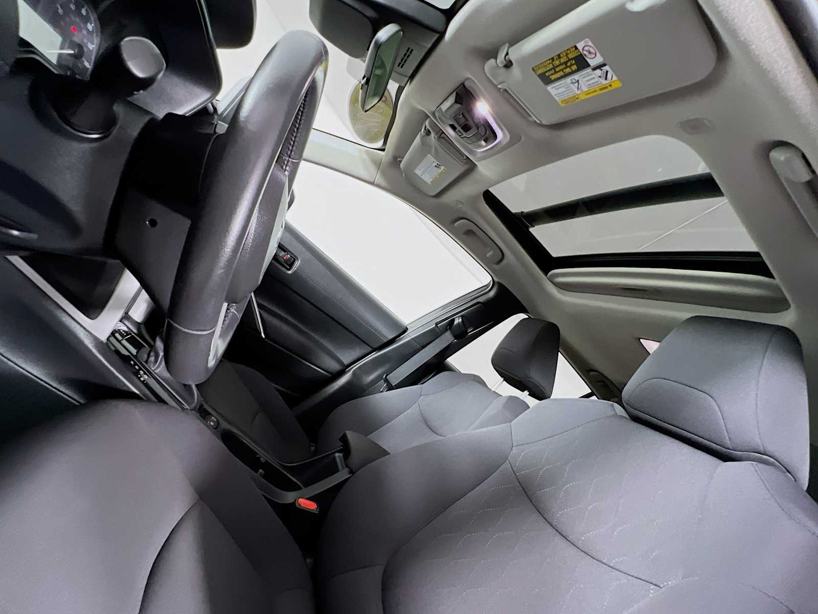 2023 Toyota Corolla Cross LE - Photo 21