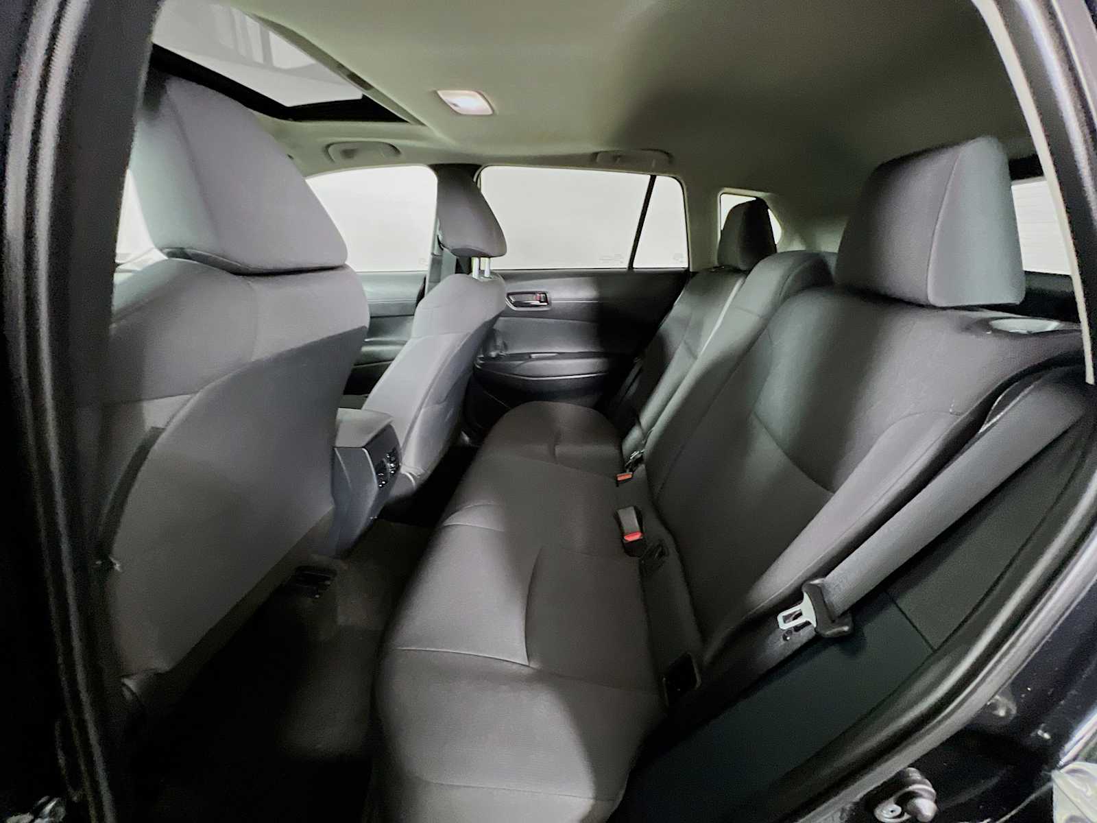 2023 Toyota Corolla Cross LE - Photo 24