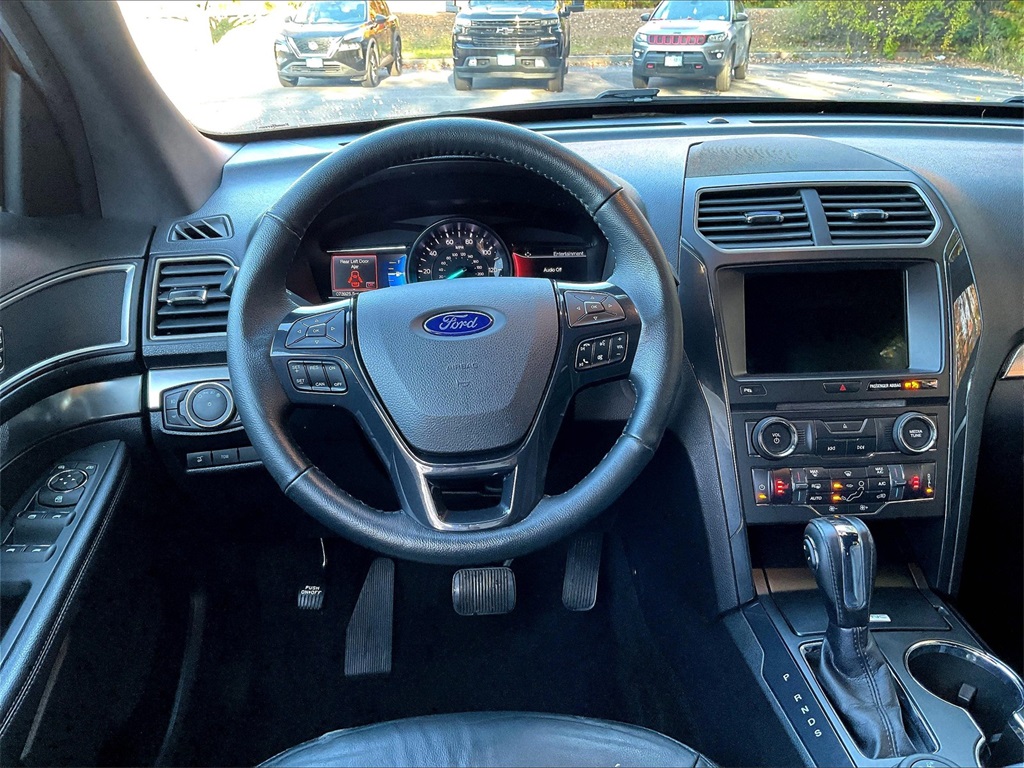 2018 Ford Explorer XLT - Photo 17