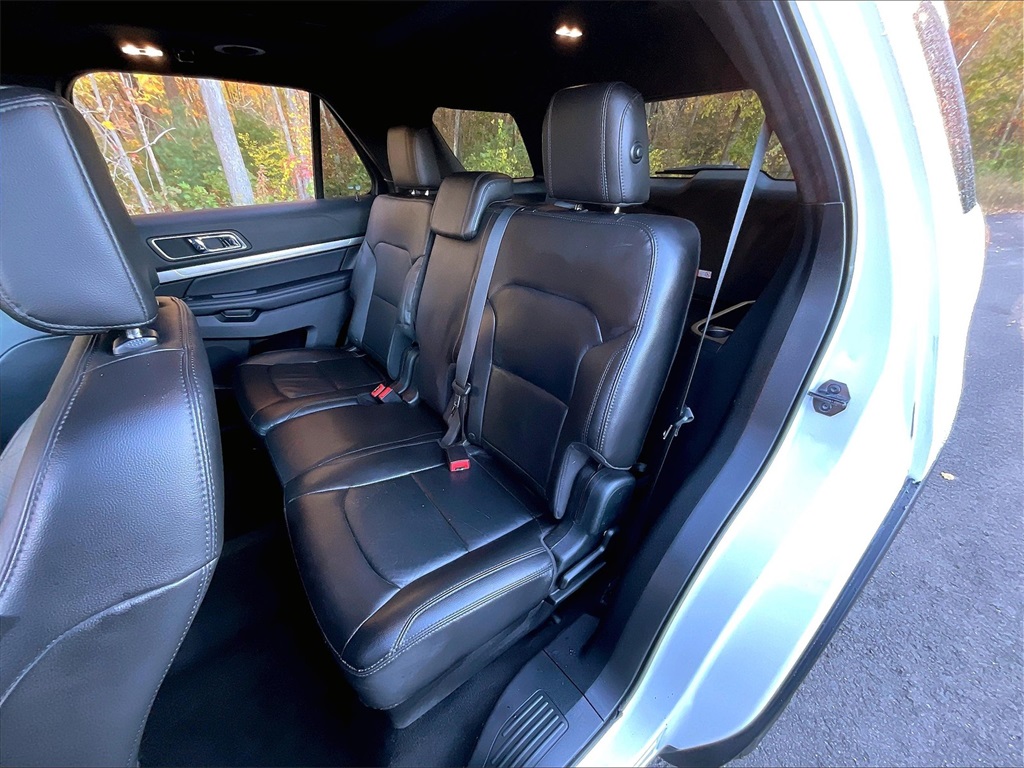 2018 Ford Explorer XLT - Photo 25