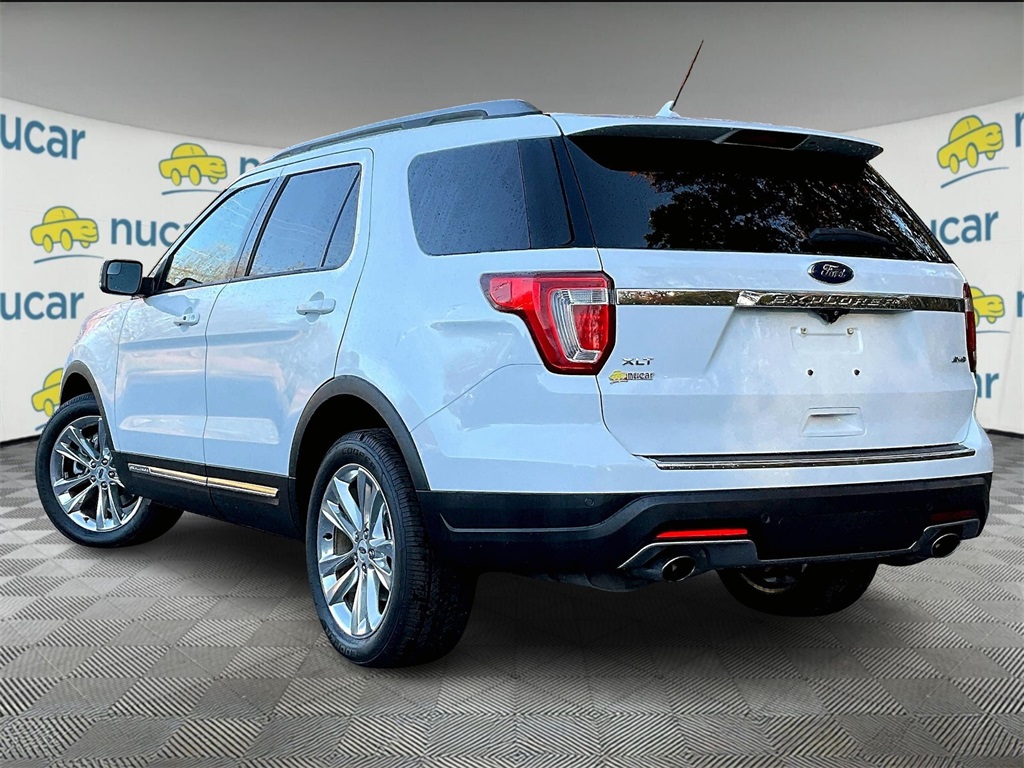 2018 Ford Explorer XLT - Photo 4