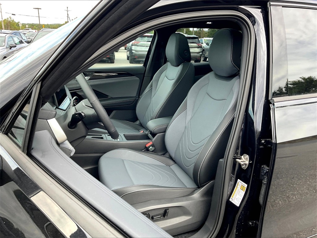 2025 Volkswagen Tiguan 2.0T SE R-Line Black - Photo 11