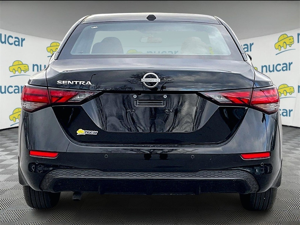 2025 Nissan Sentra SV - Photo 6