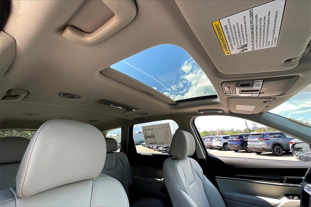 2025 Kia Telluride S - Photo 18