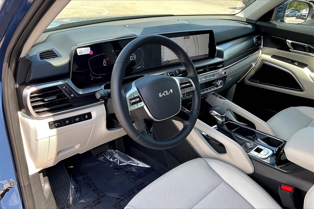 2025 Kia Telluride S - Photo 9