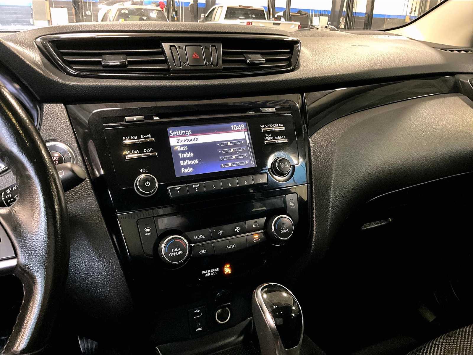 2018 Nissan Rogue Sport SV - Photo 19