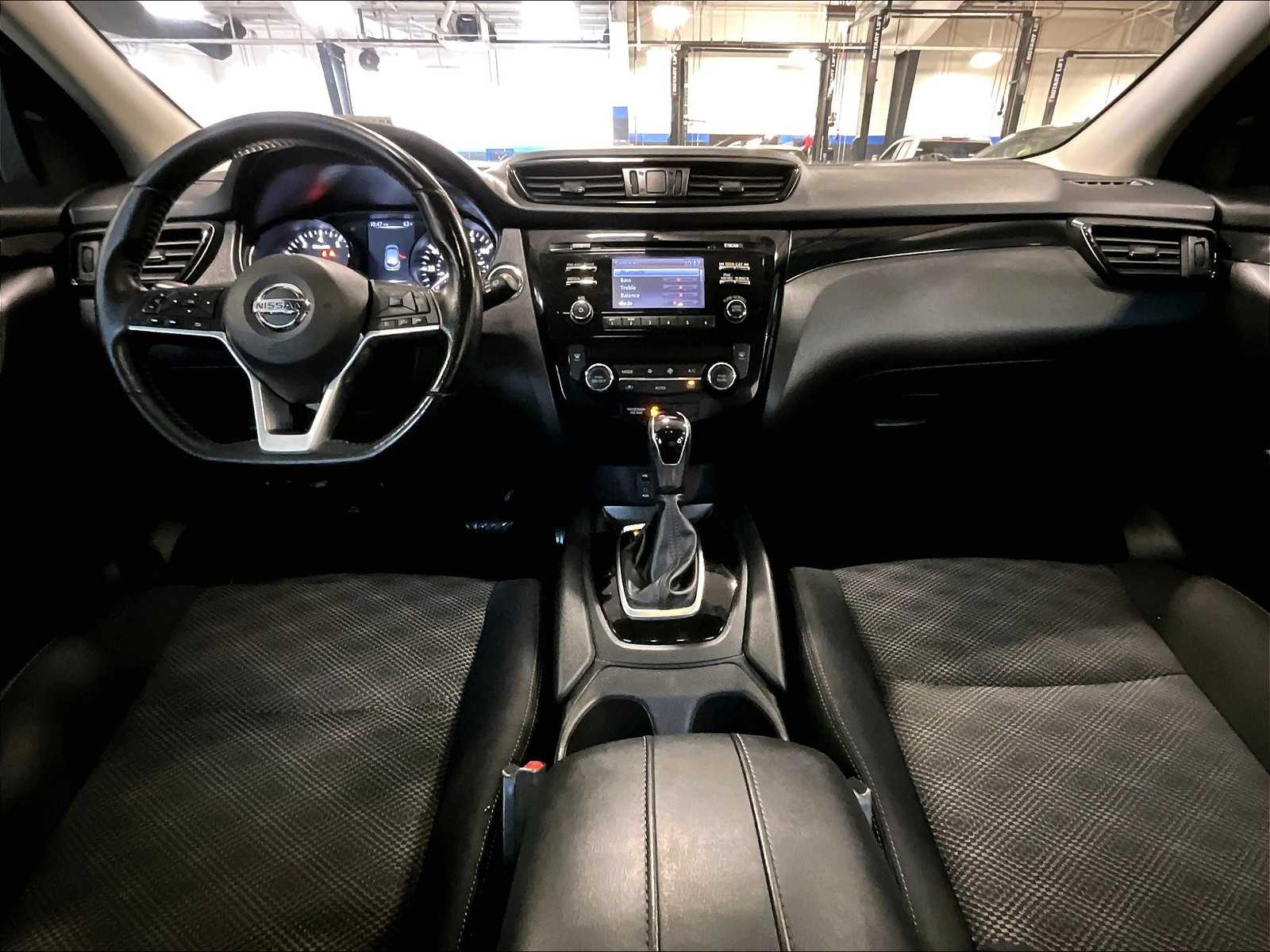 2018 Nissan Rogue Sport SV - Photo 22