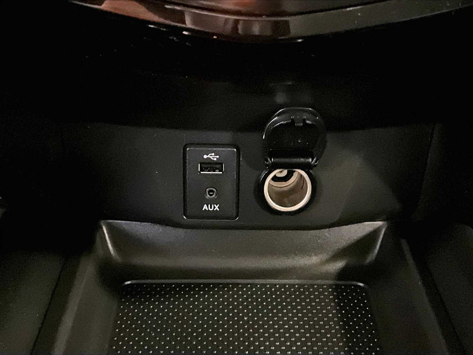 2018 Nissan Rogue Sport SV - Photo 27