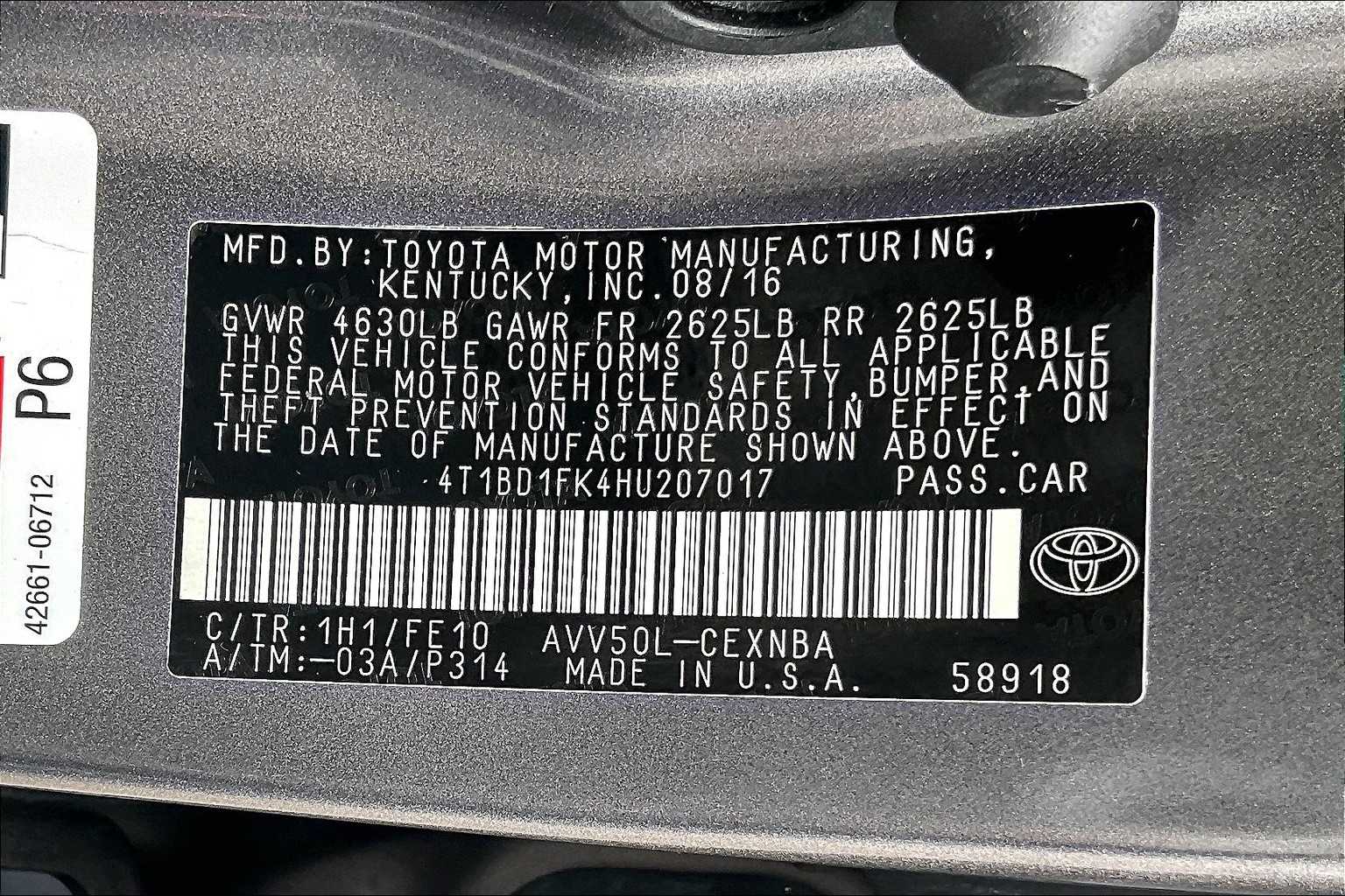 2017 Toyota Camry Hybrid LE - Photo 33