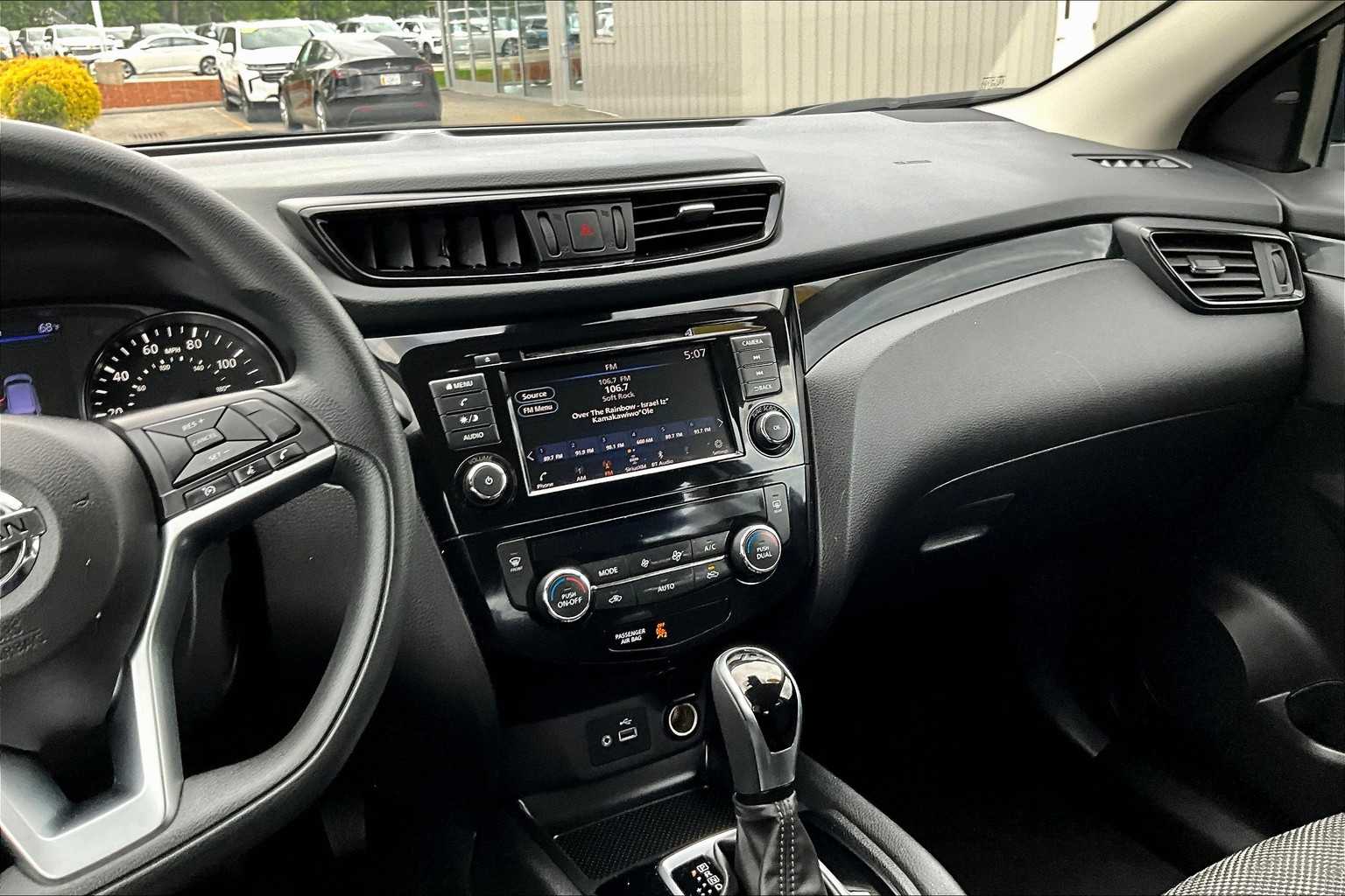 2020 Nissan Rogue Sport SV - Photo 18