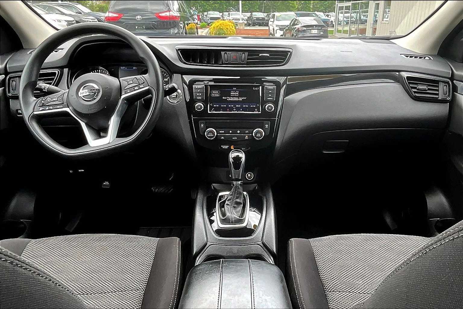 2020 Nissan Rogue Sport SV - Photo 21