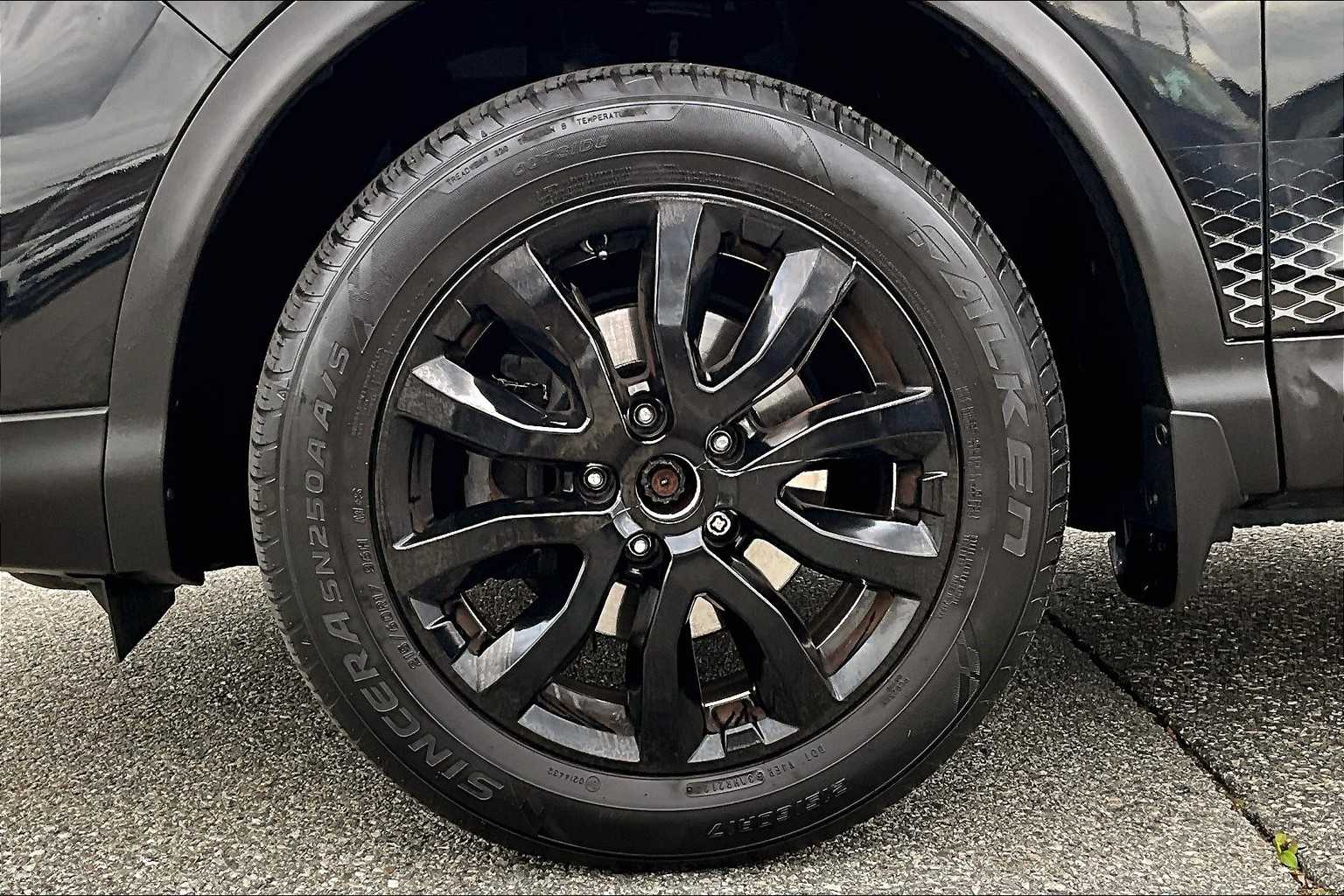 2020 Nissan Rogue Sport SV - Photo 7