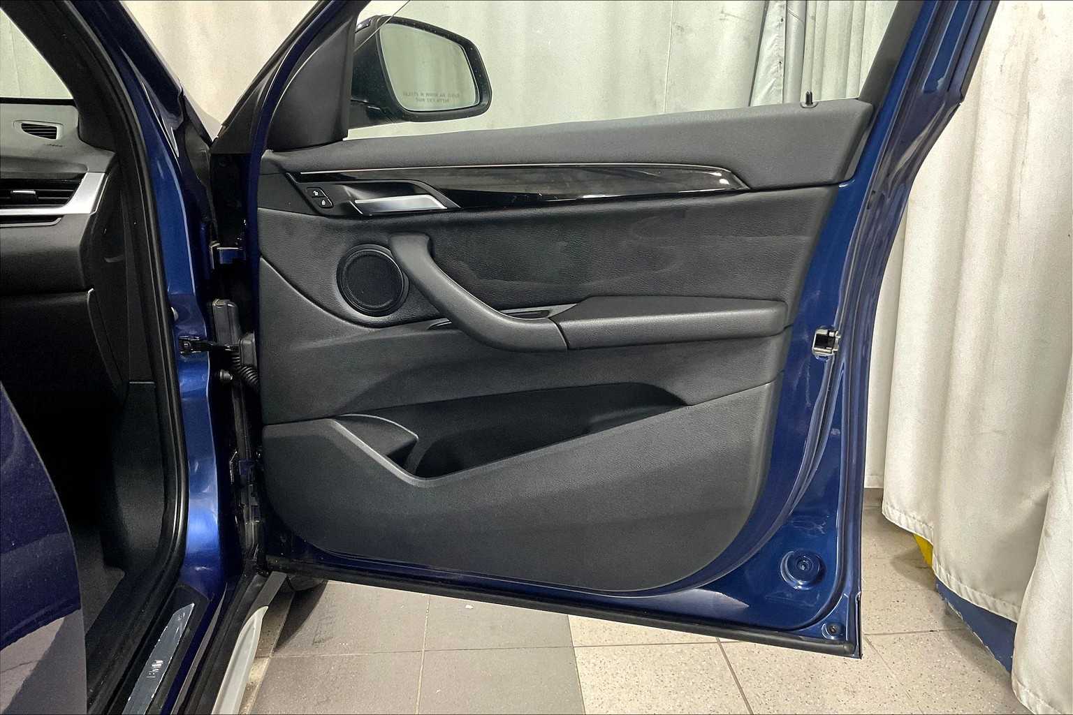 2016 BMW X1 xDrive28i - Photo 12