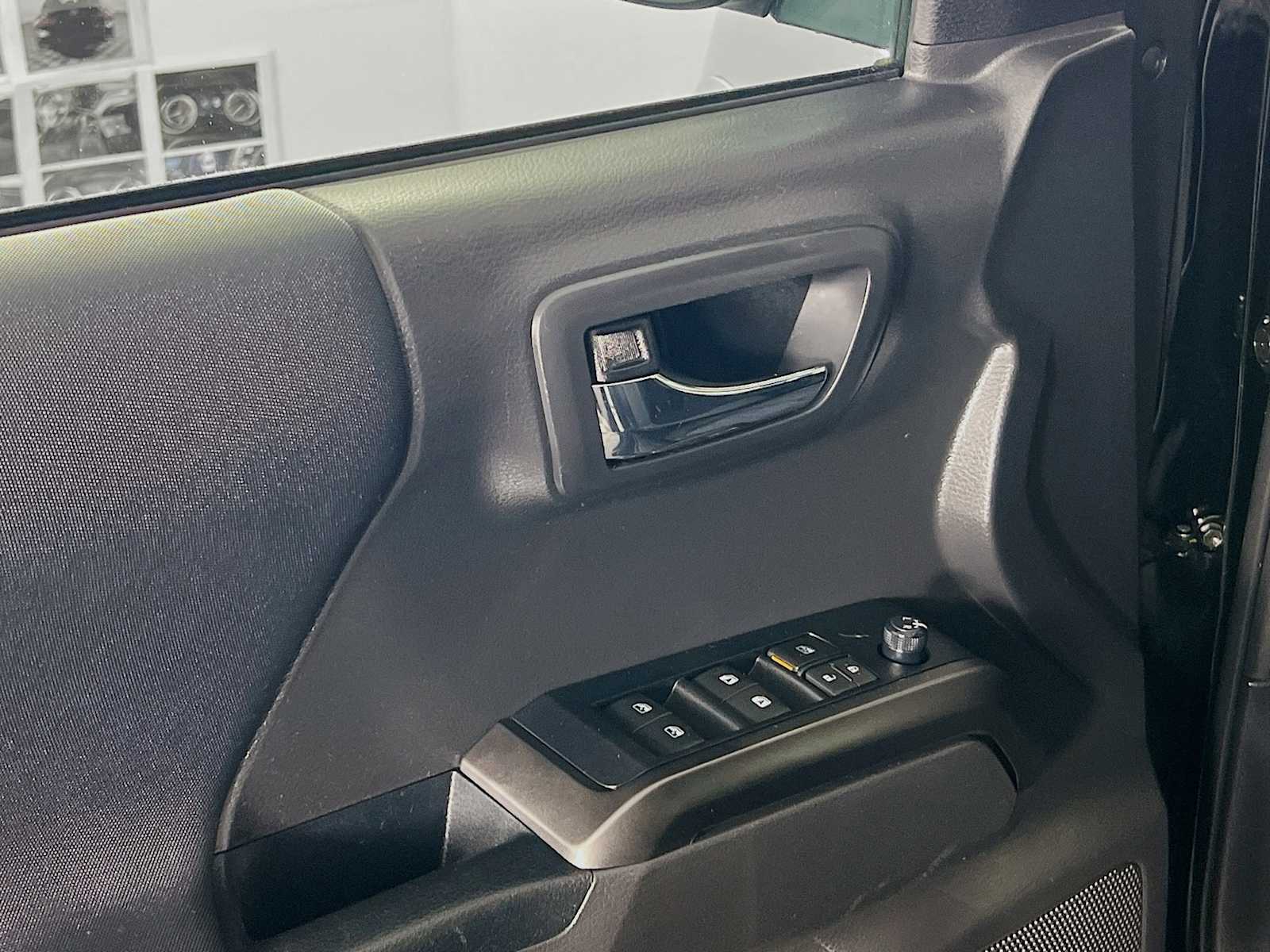 2022 Toyota Tacoma TRD Off Road - Photo 17