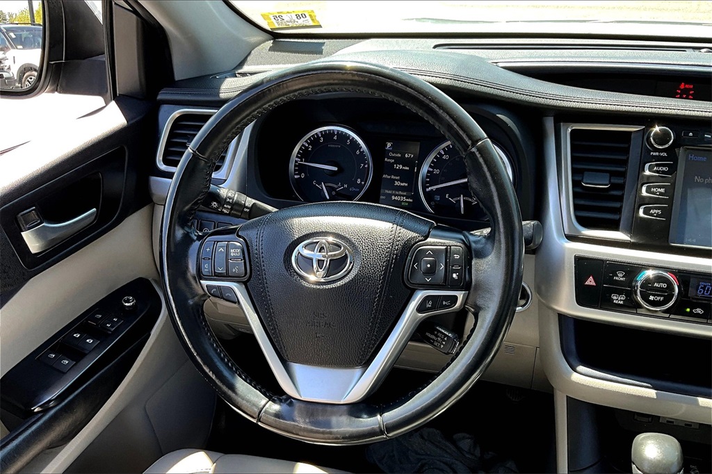 2019 Toyota Highlander XLE - Photo 18