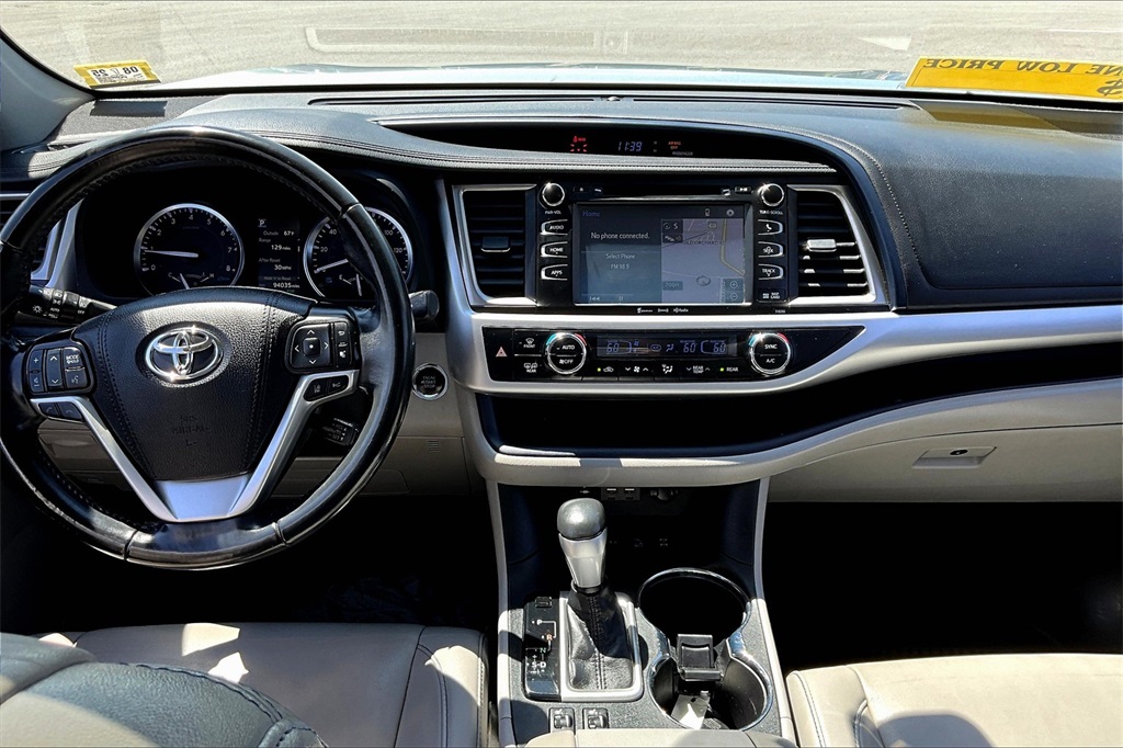 2019 Toyota Highlander XLE - Photo 19
