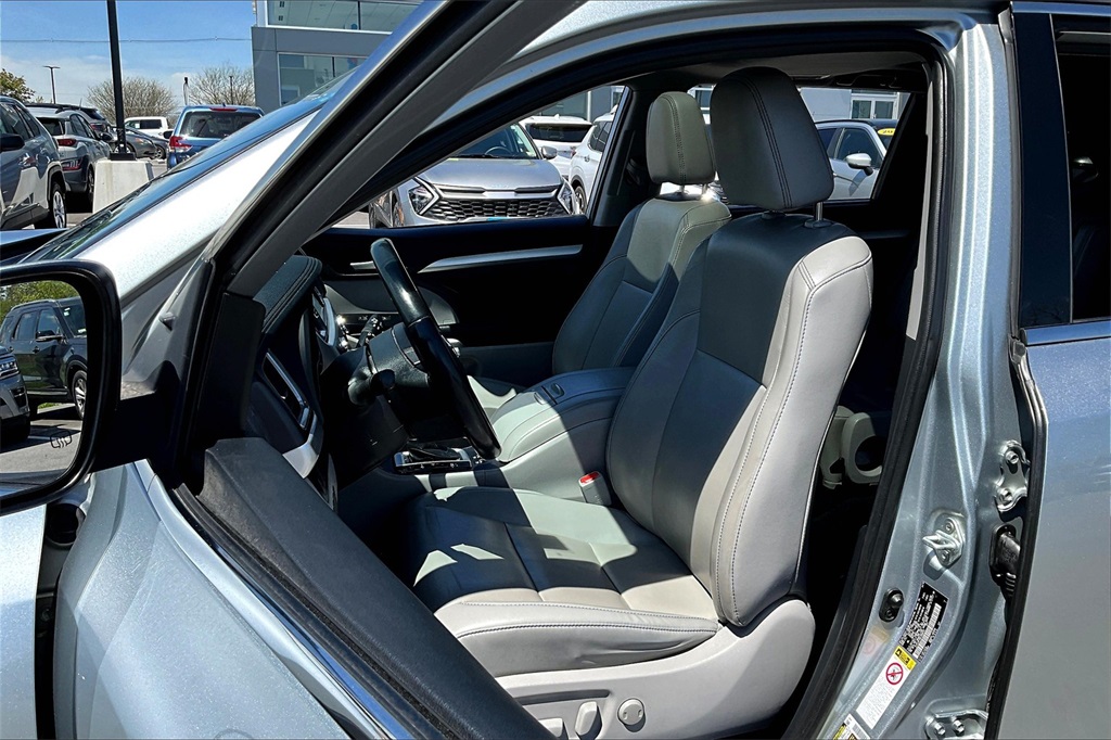 2019 Toyota Highlander XLE - Photo 10