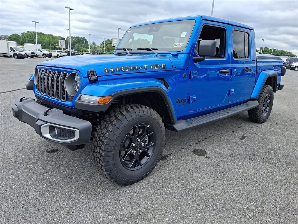 2025 Jeep Gladiator  - Photo 2