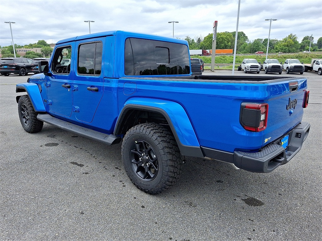 2025 Jeep Gladiator  - Photo 3