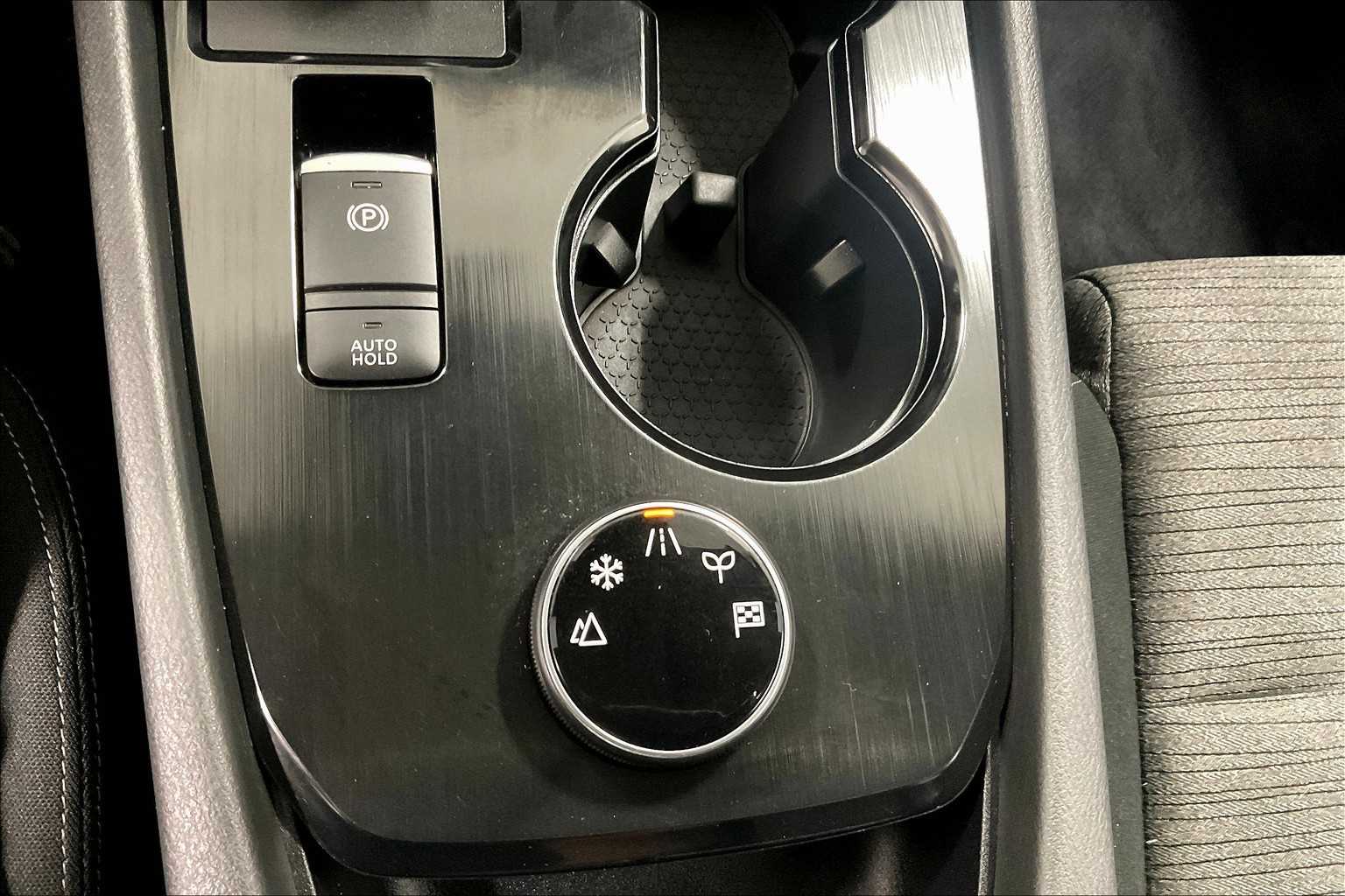 2023 Nissan Rogue SV - Photo 26