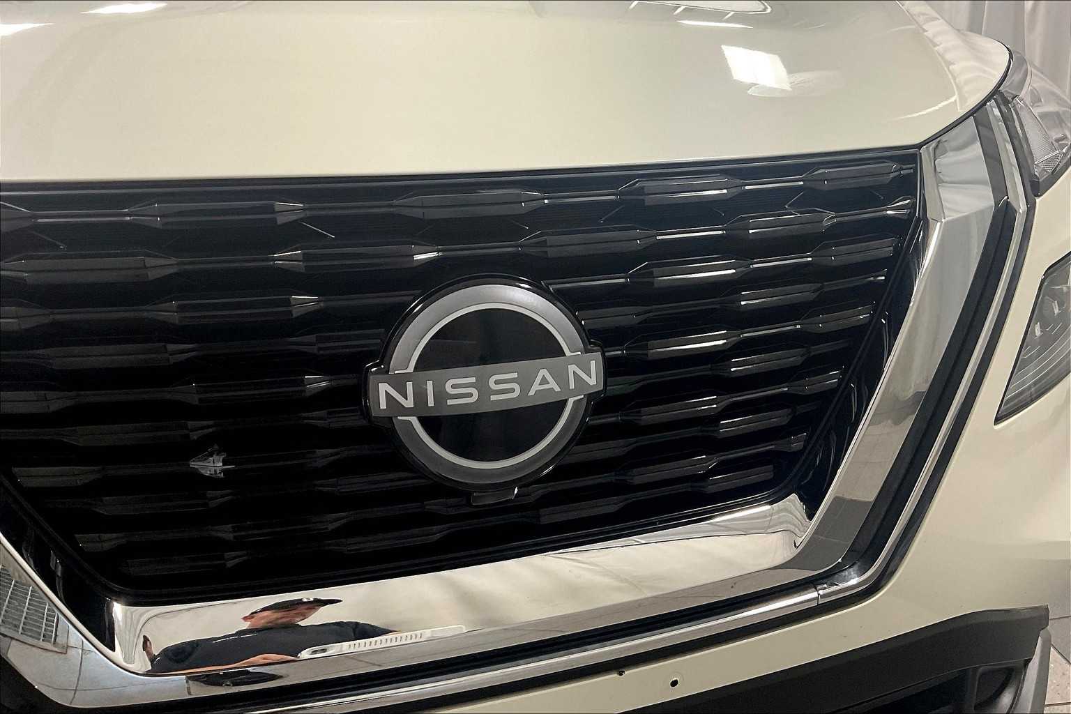2023 Nissan Rogue SV - Photo 32