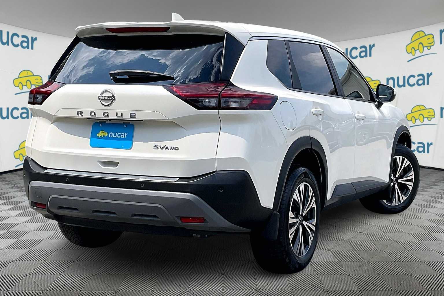 2023 Nissan Rogue SV - Photo 6
