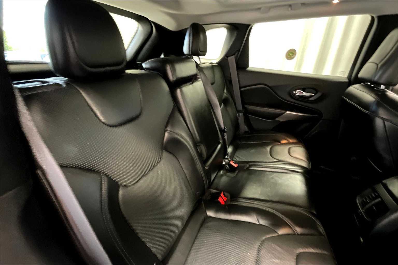 2019 Jeep Cherokee Limited - Photo 16