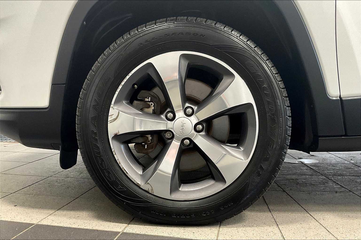 2019 Jeep Cherokee Limited - Photo 7