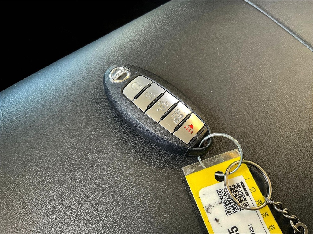 2021 Nissan Rogue SV - Photo 27