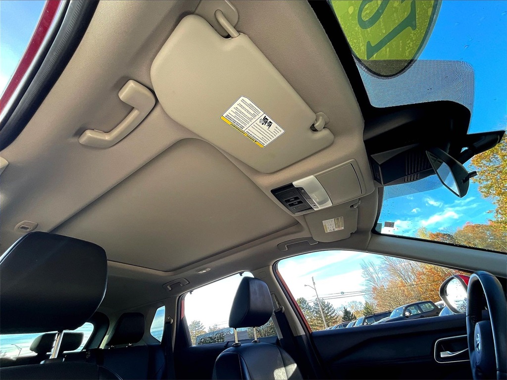 2021 Nissan Rogue SV - Photo 7