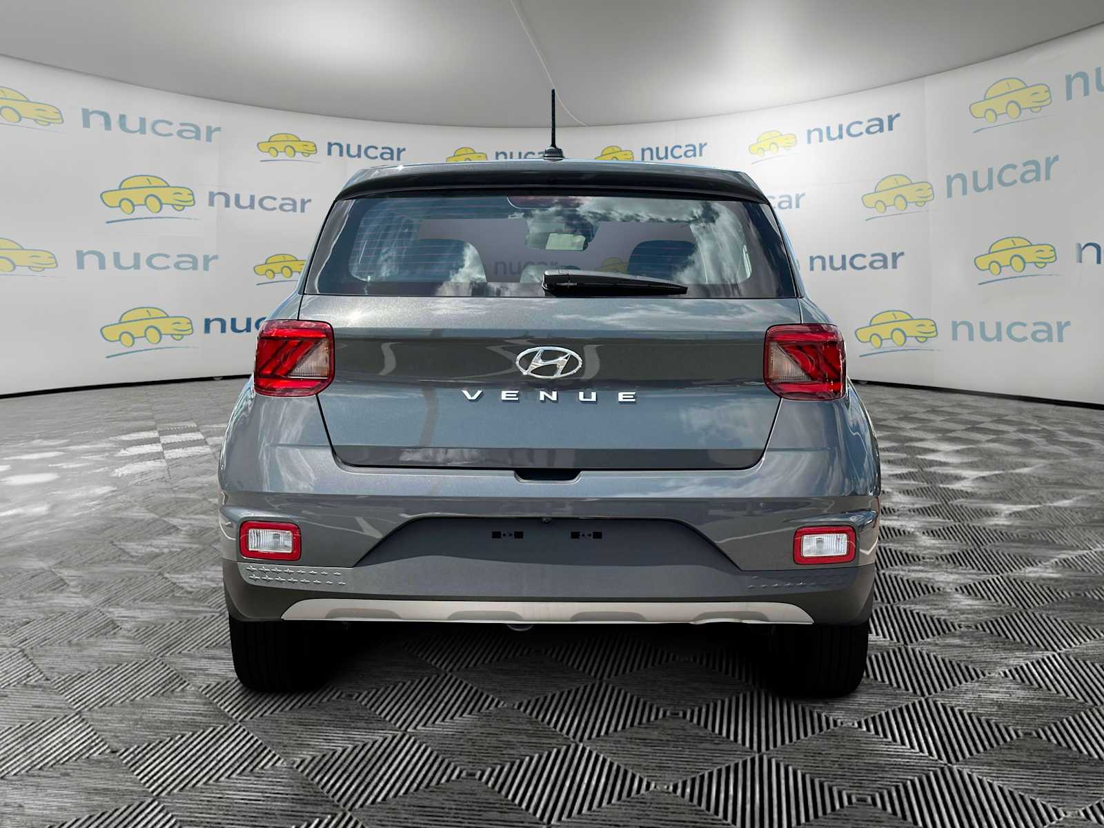2025 Hyundai Venue SE - Photo 7