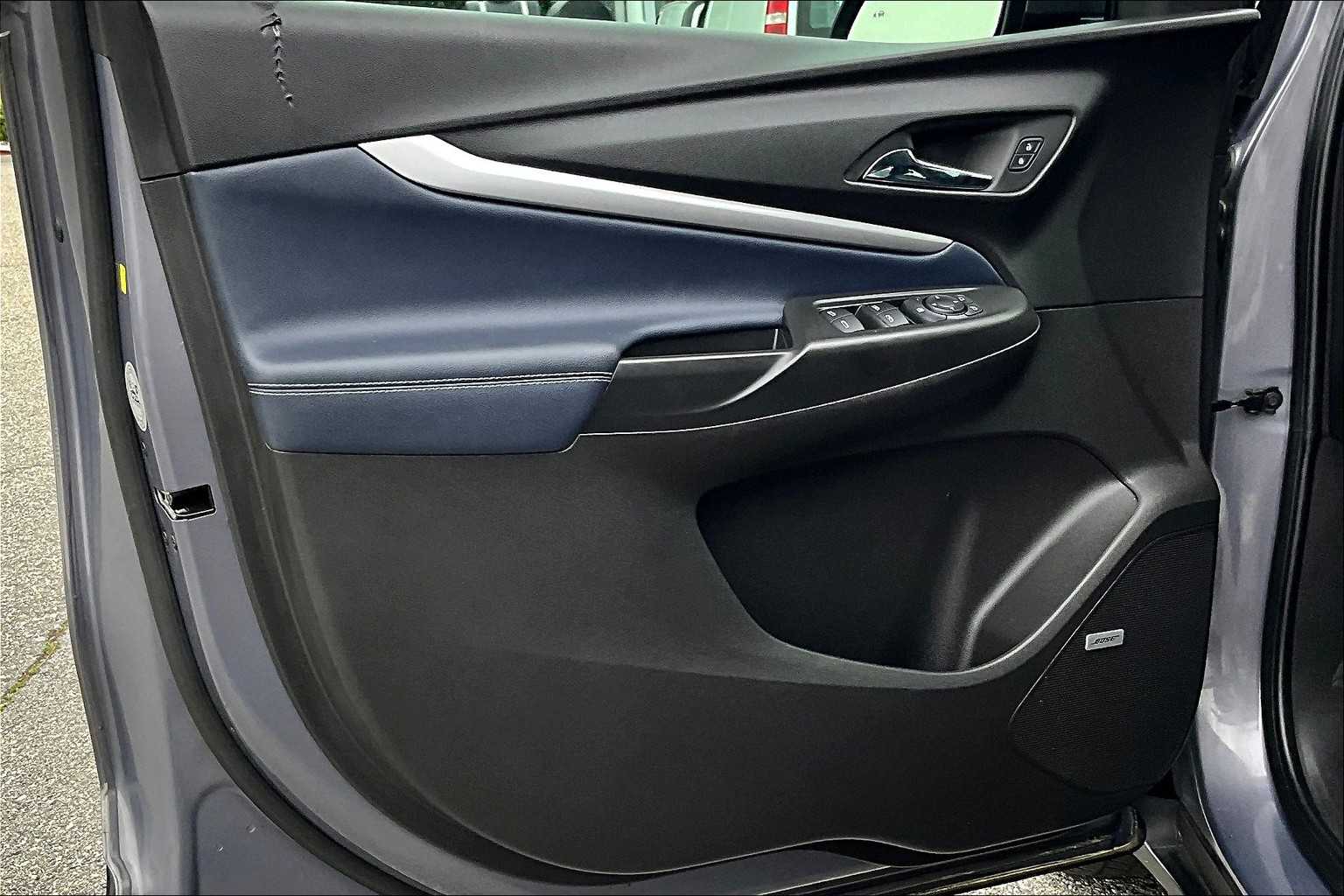 2022 Chevrolet Bolt EUV Premier - Photo 9