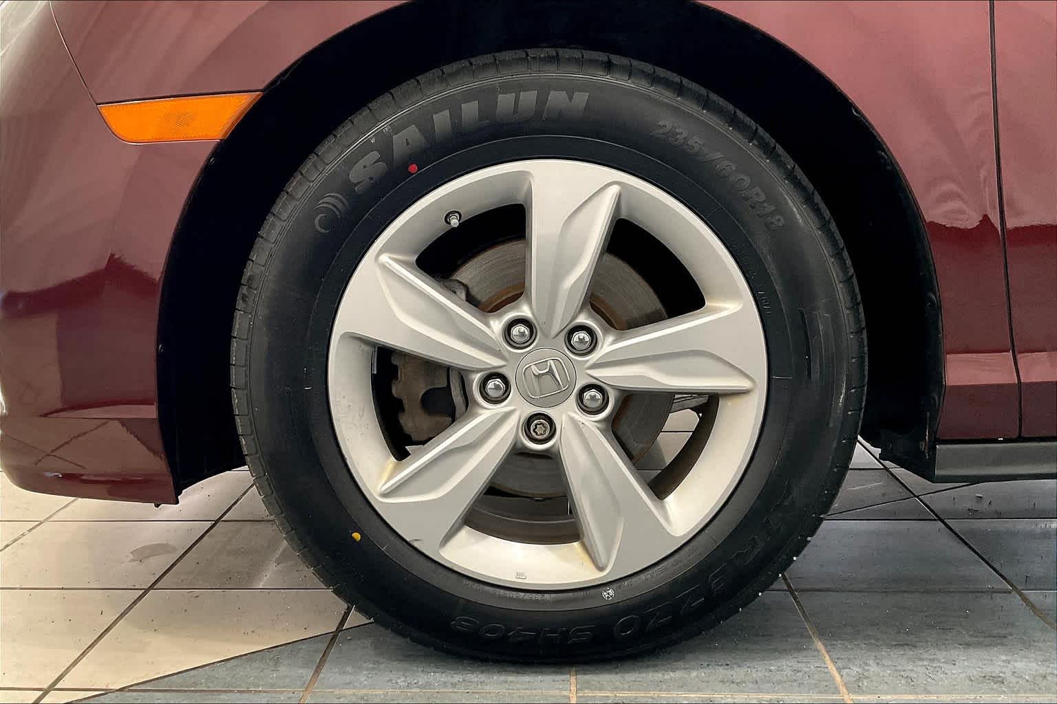 2018 Honda Odyssey EX - Photo 7