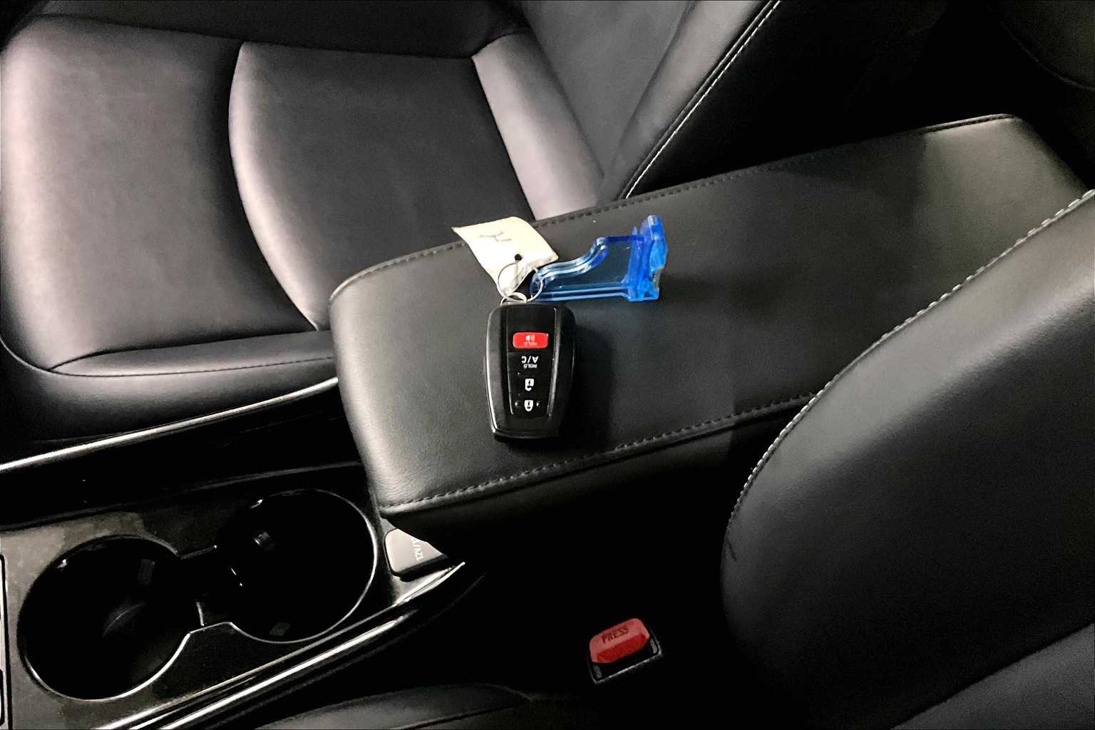 2022 Toyota Prius Prime XLE - Photo 28