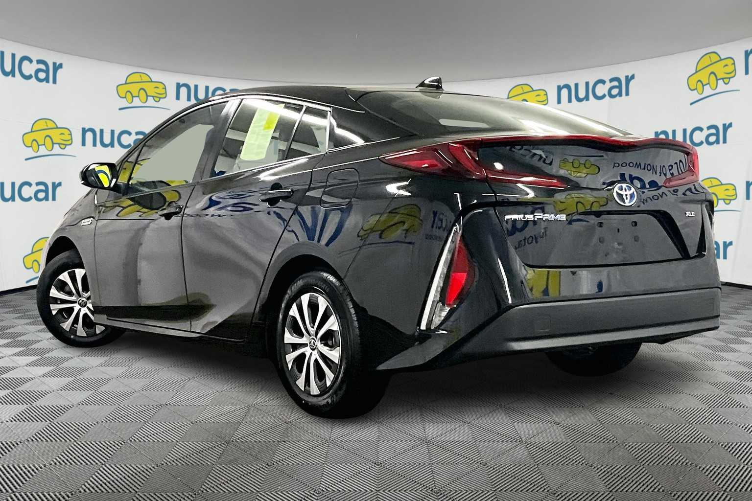 2022 Toyota Prius Prime XLE - Photo 4
