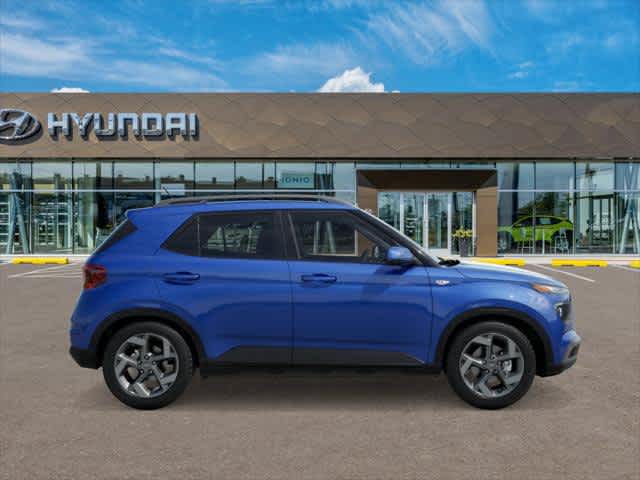 2025 Hyundai Venue SEL - Photo 9