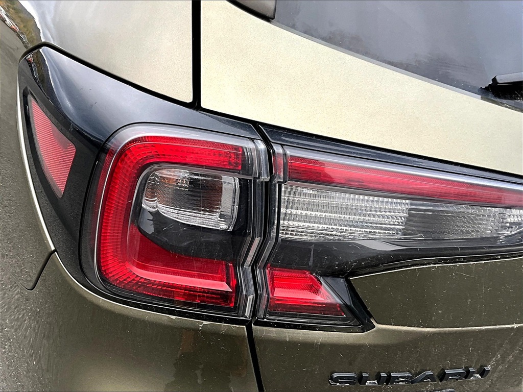 2021 Subaru Outback Onyx Edition XT - Photo 32