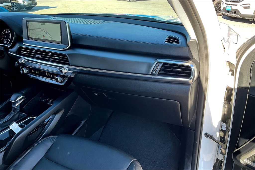 2022 Kia Telluride LX - Photo 12