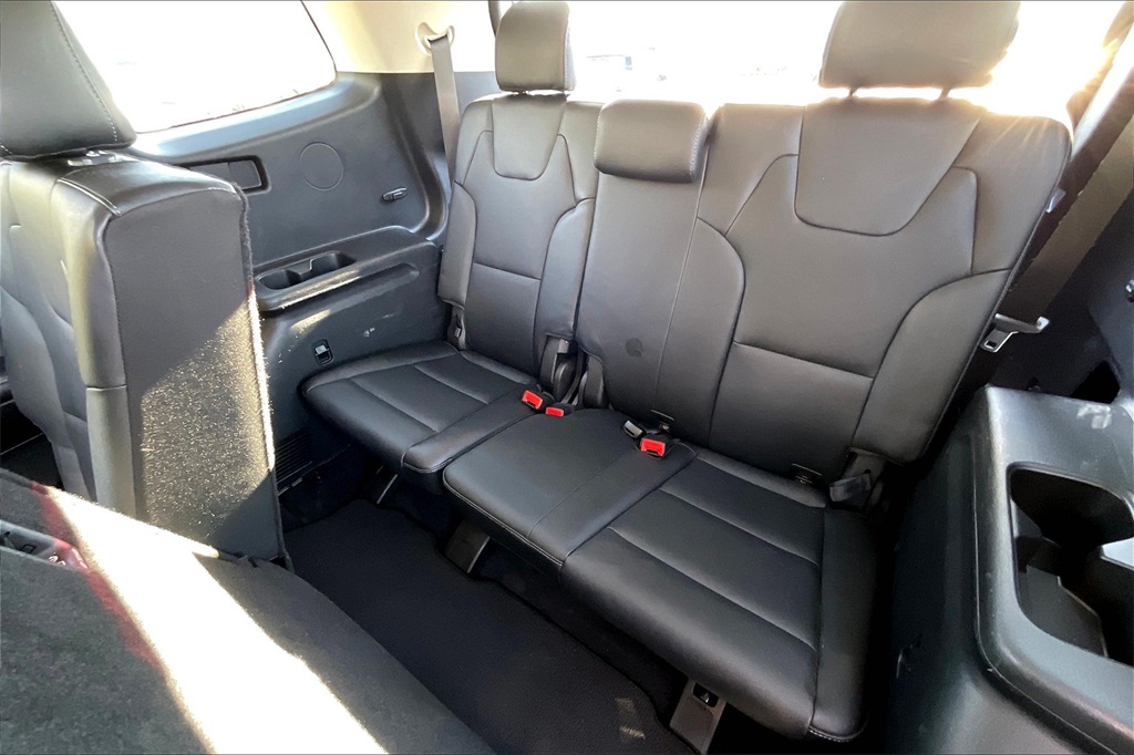 2022 Kia Telluride LX - Photo 16