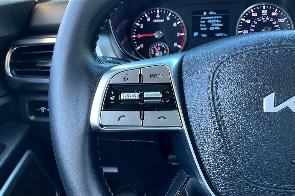 2022 Kia Telluride LX - Photo 22